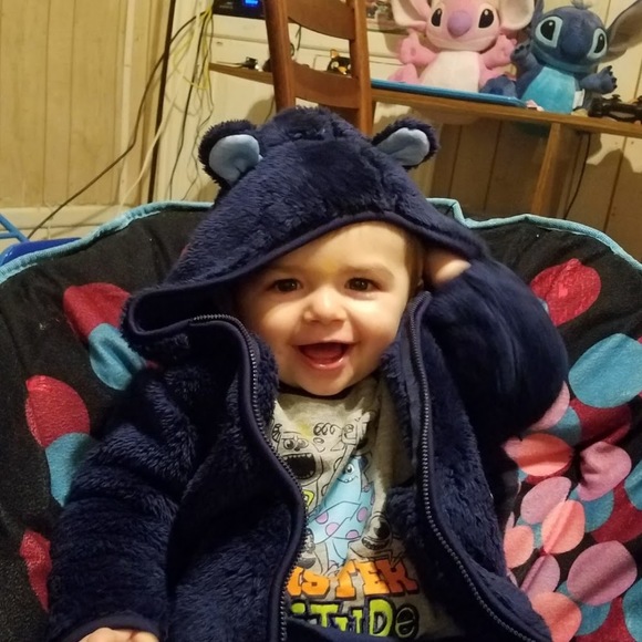 Meet your Posher, Kayla m - Picture 1 of 1